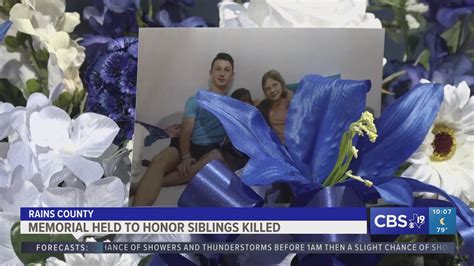 Community gathers at memorial to honor East Texas siblings killed ...