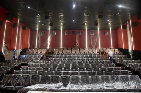 Cinema Returns to the Valley