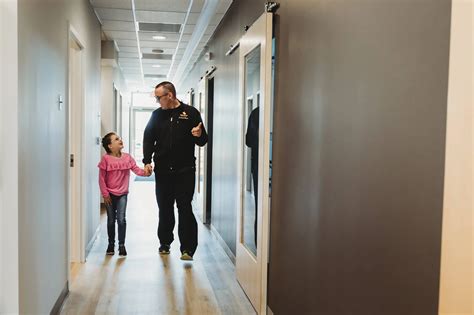 3 Unit Dental Bridges Explained: Fixing Teeth, Restoring Confidence