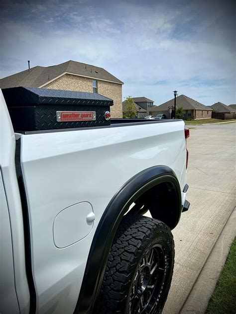 WEATHER GUARD 72-in x 20-in x 18-in Textured Matte Black Aluminum ...