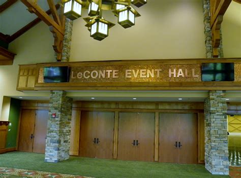 Leconte center at pigeon forge – Artofit