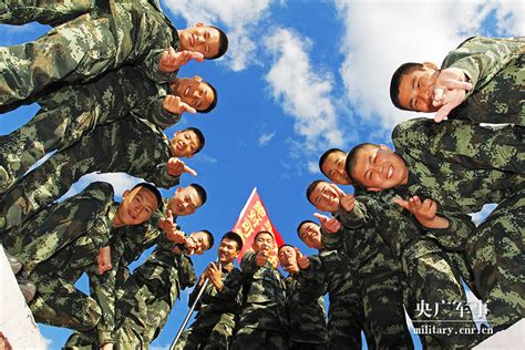 国际学员周：12国军校学员齐聚南京混编合训-中工军事-中工网