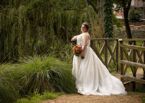 Pretty Bride Woman 的图像结果