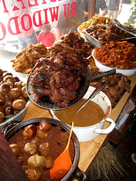 wisata kuliner di manado