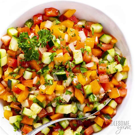 Israeli Salad Recipe - Wholesome Yum