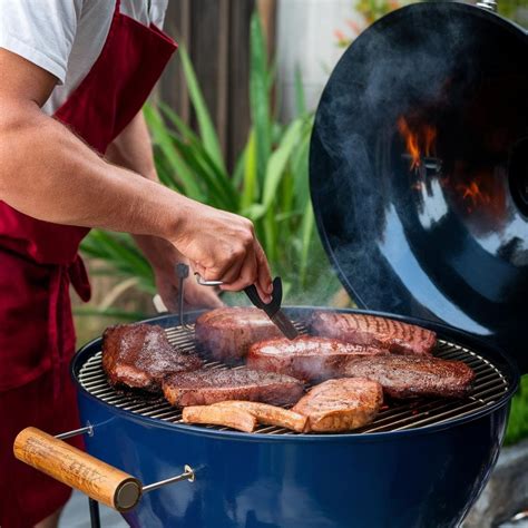 Pellet Smokers 101: A Beginner's Guide To Pellet Grilling