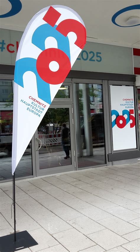 Rollup Displays, Aufsteller & Schilder | Print XXL, Werbeservice ...