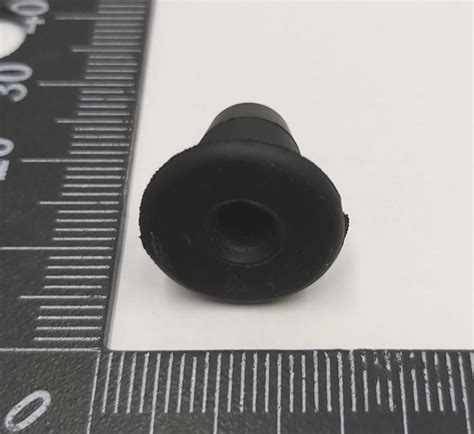 Gummistopfen 75 95 Hauptscheinwerfer UP LEVEL USA Tesla Modell 1473 in ...