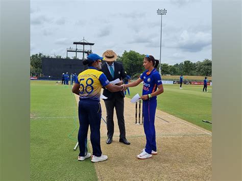 IndW vs SLW: Indian captain Harmanpreet Kaur wins toss, opts to bat ...
