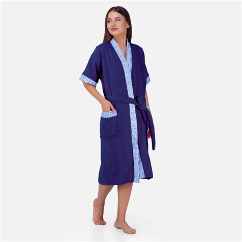 Sakura Women 420 GSM Cotton Bathrobe – Rangoli