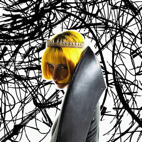 Tessa Violet | iHeart