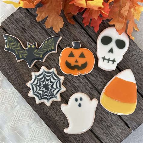 Cookie Decorating • Stencil - a Mobile DIY Craft Studio