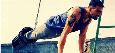 4 योगा वर्कआउट, जिनसे बॉडी के मेजर मसल्स होंगे बिल्ट और बढ़ेगी ...