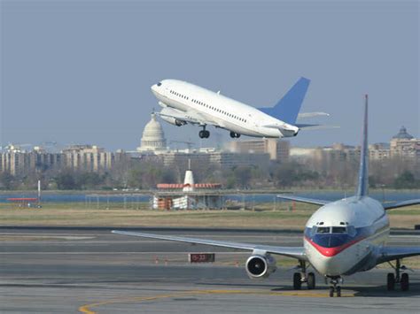 The world's most dangerous airports - Tenzing-Hillary Airport, Nepal ...