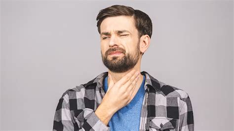 Signs Of Thyroid Disorder In Men | OnlyMyHealth