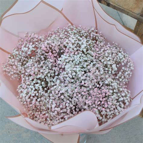 baby breath bouquet in Highland, CA | Hilton's Flowers