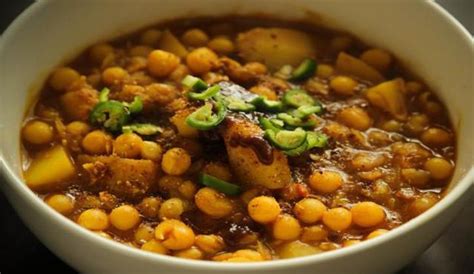 The 5 Best Ghugni Joints In Kolkata | WhatsHot Kolkata