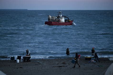 Photos: A day at the Kenai River dipnet fishery - Anchorage Daily News