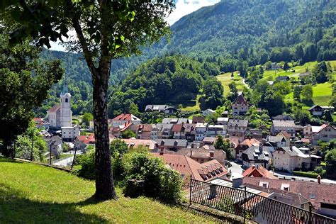 Streha: stavbni člen, ki določa identiteto | Gradbenik