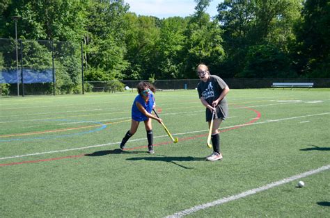Hockey On Land 的图像结果