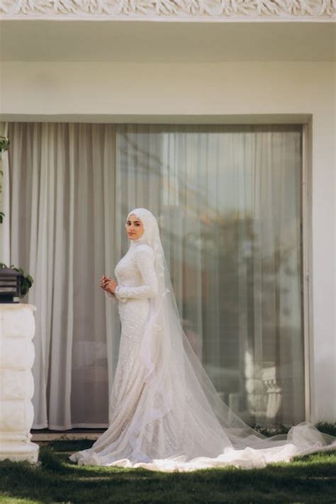 Muslim Wedding Bride 的图像结果