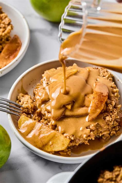 Baked Apple Oatmeal w/ Peanut Butter Caramel - Fit Foodie Finds