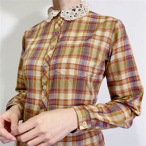 80s beige plaid lace collar long sleeves shirt | LEMON