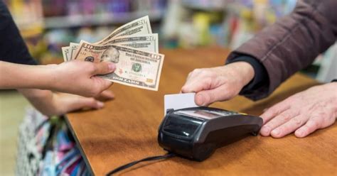 Dólar Ahorro: últimos días para pedir la devolución del 35% de las ...