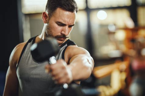8 Best Shoulder Workout Routines For Men To Build Size & Strength