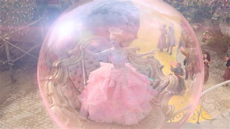 Download Glinda In Bubble Scene Wallpaper | Wallpapers.com
