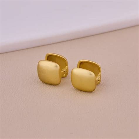 Solitaire Earrings - Buy Solitaire Earrings online at Best Prices in ...