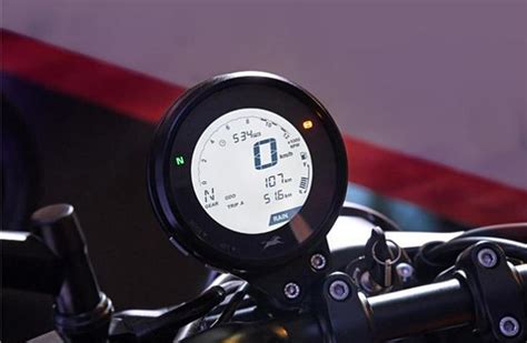 TVS dials premium biking, launches 225cc Ronin at Rs 149,000 | Autocar ...