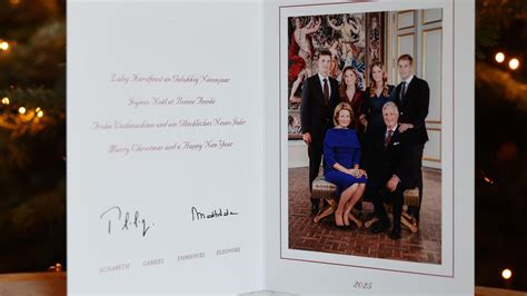 Royal Christmas cards: What are they trying to tell us? - BBC News