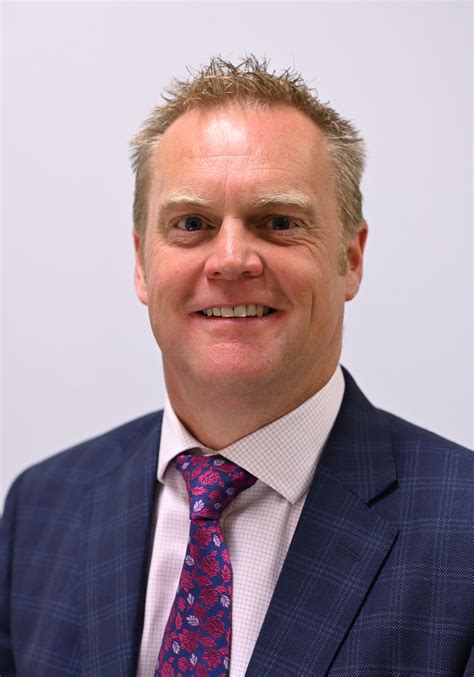 Dr Andrew Lawrie - Our People