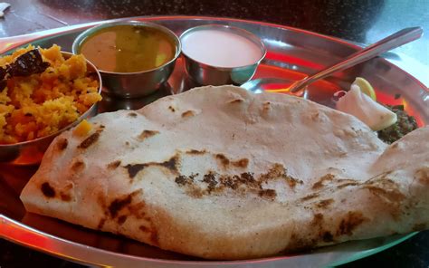 Visit Mendhale Garage In Erandwane For Sabudana Khichadi And ...