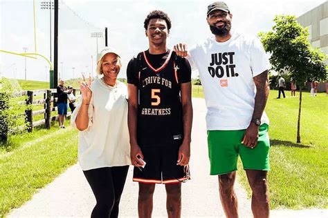 LeBron James’s wife Savannah James comments on her son Bryce James ...