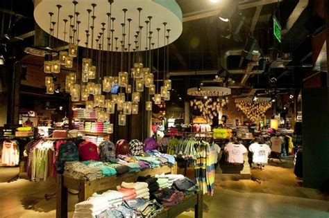 How to Select & Design Retail Lighting in 6 Steps