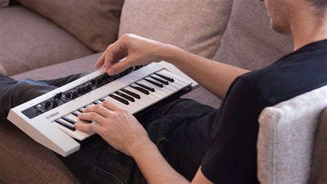 Cheap Synthesizer 的图像结果