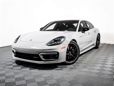 2022 Porsche Panamera Gts Black