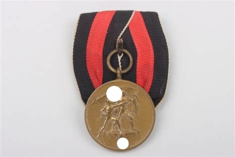 ratisbon's | Sudetenland Anschluss Medal 1. October 1938 on medal bar ...