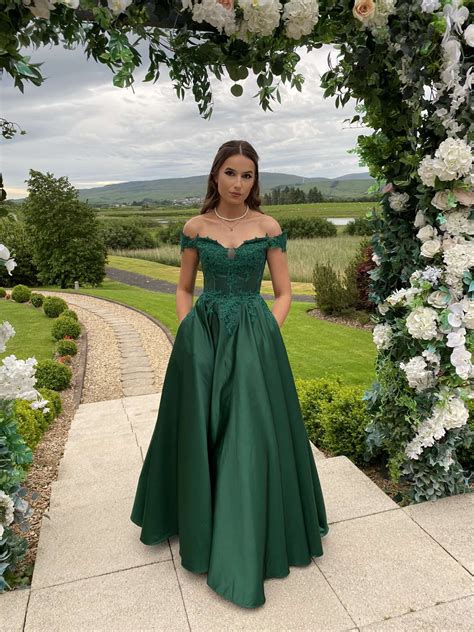 Emerald green prom dress – Artofit