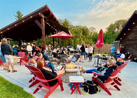 Summit Lake Grille — Summit Lake