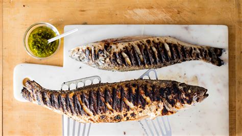 Grilling Whole Fish 的图像结果
