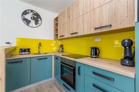 MALINSKA DVOJNA KUĆA S GRIJANIM BAZENOM, kuća, površina 122,64m2