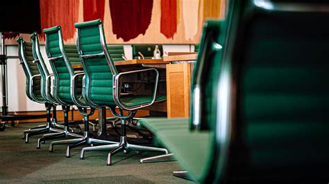 Select Committee 的图像结果