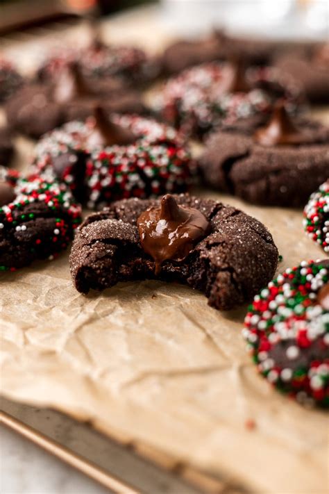 Homemade Vegan Chocolate Blossom Cookies | The Banana Diaries