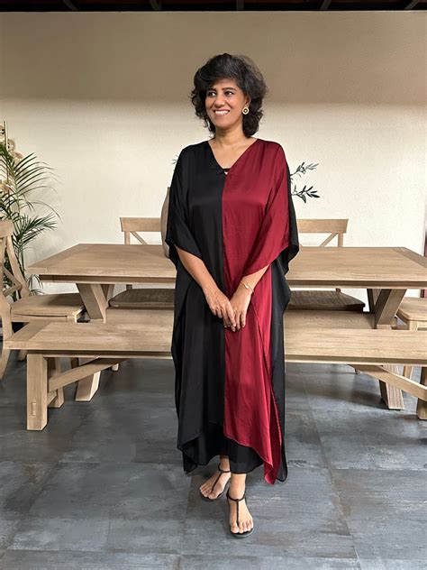 Basho by Ila l| Buy Latest Designer Indian Sarees Online – Bashobyila