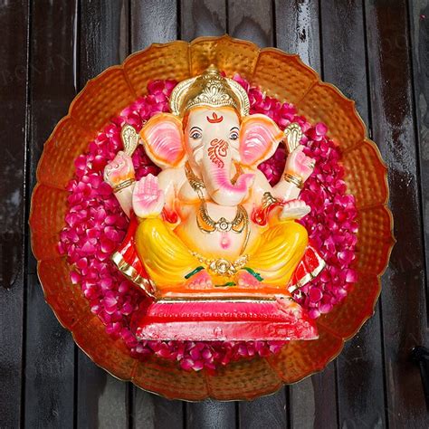 Buy 1.5FEET Mahabala Eco-Friendly Ganpati | Plant-A-Ganesha Online in ...