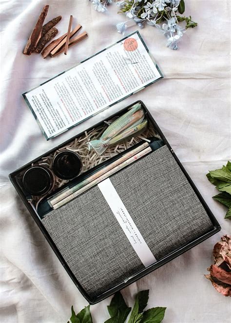 Get Gratitude Hamper - Solid Grey at ₹ 1000 | LBB Shop