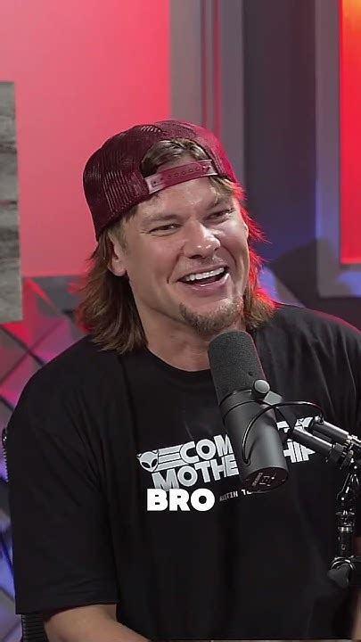 How Theo Von almost went to JAIL #theovon #joeydiaz - YouTube